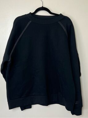 UGG Black Crewneck Sweatshirt. Size XL. NWOT